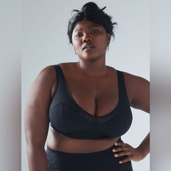 NWT- Savage X FENTY - PEAK PERFORMANCE LOW-IMPACT X MESH SPORTS BRA- Size 1X - Picture 2 of 14